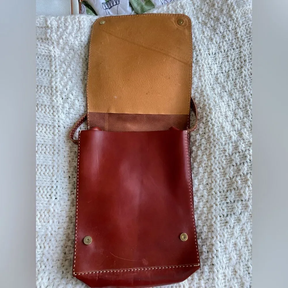 Handcrafted Leather Messenger Bag